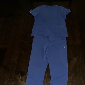 Figs scrub set Livingston